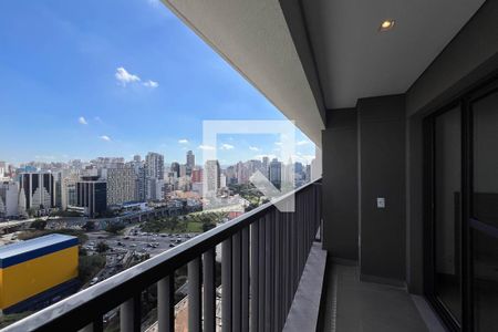 Varanda de kitnet/studio para alugar com 1 quarto, 29m² em Liberdade, São Paulo