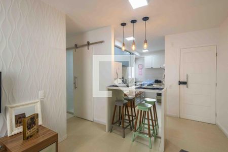 Sala de apartamento para alugar com 2 quartos, 44m² em Recreio dos Bandeirantes, Rio de Janeiro