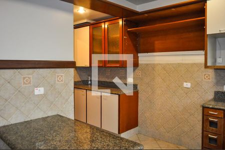 Cozinha de casa de condomínio à venda com 3 quartos, 365m² em Cristal, Porto Alegre