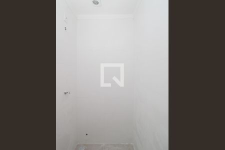 Banheiro de apartamento para alugar com 1 quarto, 42m² em Vila Medeiros, São Paulo