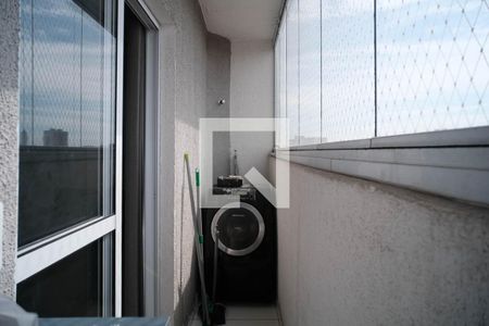 Varanda  de apartamento à venda com 2 quartos, 50m² em Vila Carmosina, São Paulo