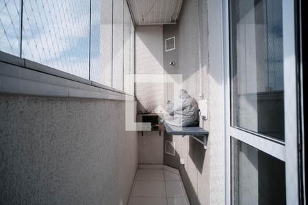 Varanda  de apartamento à venda com 2 quartos, 50m² em Vila Carmosina, São Paulo