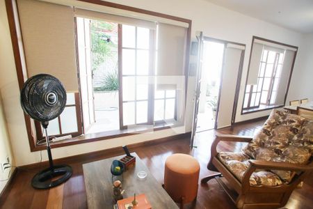 Sala de Estar de casa de condomínio à venda com 6 quartos, 360m² em Freguesia (jacarepaguá), Rio de Janeiro