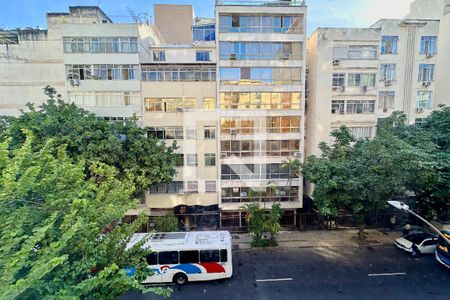 Vista de apartamento à venda com 2 quartos, 86m² em Copacabana, Rio de Janeiro