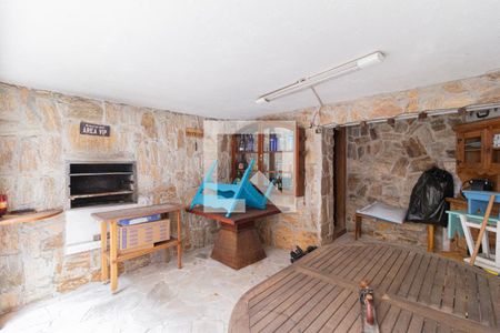 Quintal de casa à venda com 3 quartos, 250m² em Jardim Planalto, Carapicuíba