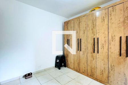 Quarto de apartamento para alugar com 2 quartos, 57m² em Jardim Flor da Montanha, Guarulhos