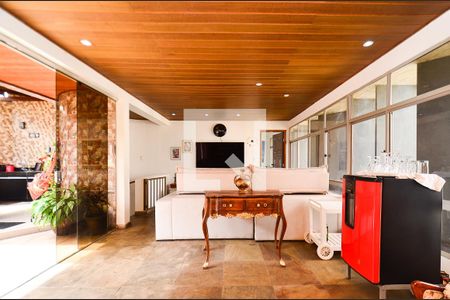 Sala cobertura de apartamento à venda com 4 quartos, 325m² em Santa Efigênia, Belo Horizonte