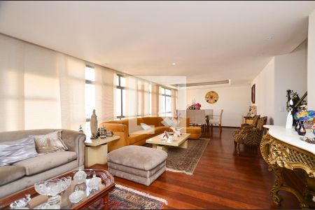 Sala de apartamento à venda com 4 quartos, 325m² em Santa Efigênia, Belo Horizonte