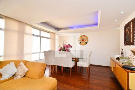 Sala de apartamento à venda com 4 quartos, 325m² em Santa Efigênia, Belo Horizonte