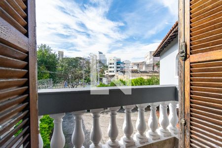 Sacada da Suíte 1 de casa à venda com 4 quartos, 370m² em Vila Guarani (z Sul), São Paulo