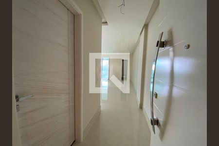 Apartamento à venda com 4 quartos, 195m² em Jardim Guanabara, Rio de Janeiro