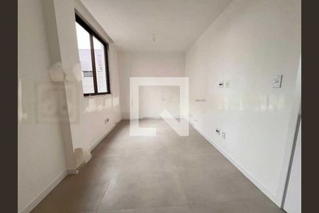 Apartamento à venda com 4 quartos, 217m² em Jardim Guanabara, Rio de Janeiro