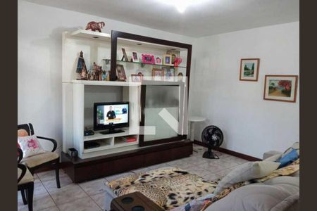 Casa à venda com 8 quartos, 365m² em Jardim Guanabara, Rio de Janeiro