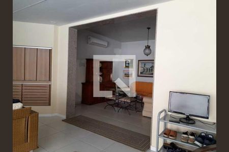 Casa à venda com 5 quartos, 304m² em Jardim Guanabara, Rio de Janeiro