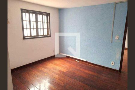 Casa à venda com 5 quartos, 270m² em Portuguesa, Rio de Janeiro