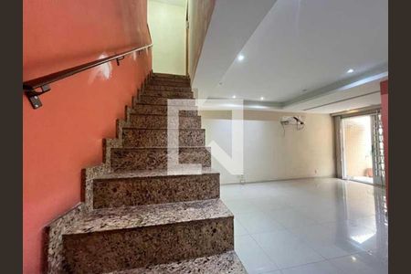 Casa de Condomínio à venda com 2 quartos, 70m² em Jardim Guanabara, Rio de Janeiro