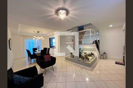 Casa à venda com 4 quartos, 350m² em Jardim Guanabara, Rio de Janeiro