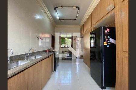 Casa à venda com 4 quartos, 765m² em Jardim Guanabara, Rio de Janeiro