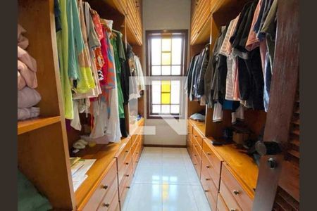 Casa à venda com 4 quartos, 765m² em Jardim Guanabara, Rio de Janeiro