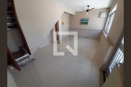 Casa à venda com 3 quartos, 197m² em Olaria, Rio de Janeiro