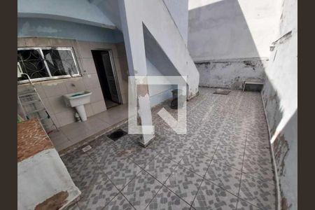 Casa à venda com 3 quartos, 197m² em Olaria, Rio de Janeiro