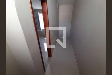 Casa à venda com 3 quartos, 197m² em Olaria, Rio de Janeiro