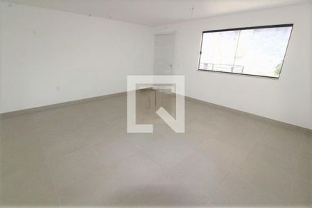 Casa à venda com 4 quartos, 133m² em Jardim Guanabara, Rio de Janeiro