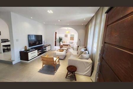 Casa à venda com 4 quartos, 384m² em Jardim Guanabara, Rio de Janeiro