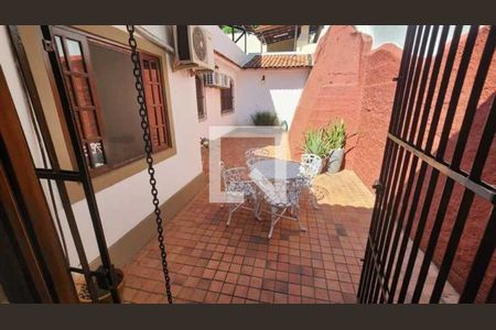 Casa à venda com 4 quartos, 384m² em Jardim Guanabara, Rio de Janeiro