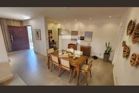 Casa à venda com 4 quartos, 384m² em Jardim Guanabara, Rio de Janeiro