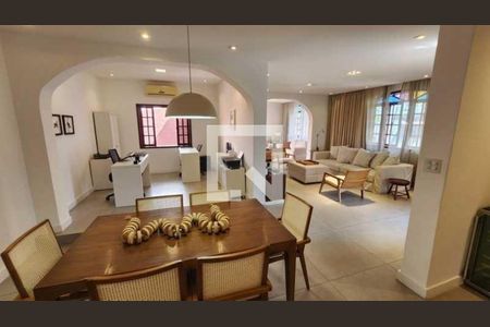 Casa à venda com 4 quartos, 384m² em Jardim Guanabara, Rio de Janeiro