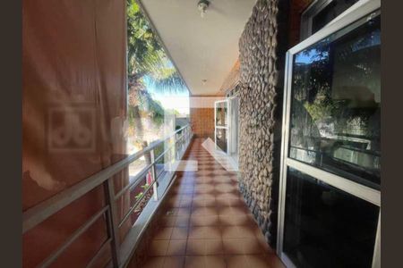 Casa de Condomínio à venda com 4 quartos, 300m² em Jardim Guanabara, Rio de Janeiro