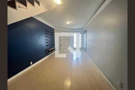 Casa à venda com 3 quartos, 217m² em Jardim Guanabara, Rio de Janeiro