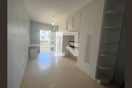 Casa à venda com 3 quartos, 217m² em Jardim Guanabara, Rio de Janeiro