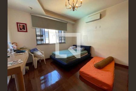 Casa à venda com 6 quartos, 353m² em Jardim Guanabara, Rio de Janeiro