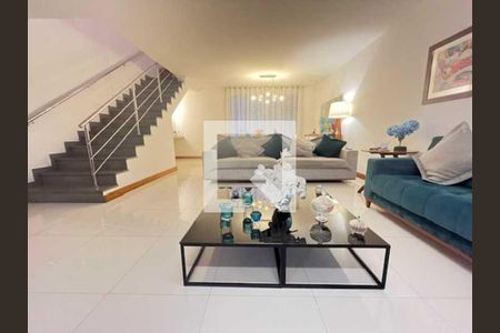 Casa à venda com 4 quartos, 332m² em Jardim Guanabara, Rio de Janeiro