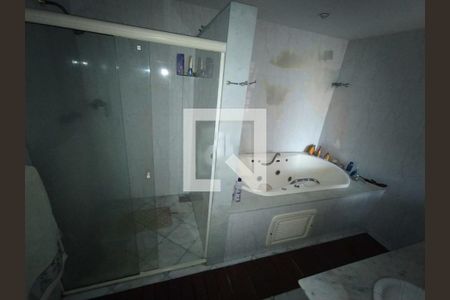 Casa à venda com 4 quartos, 378m² em Jardim Guanabara, Rio de Janeiro