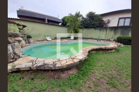 Casa à venda com 4 quartos, 334m² em Jardim Guanabara, Rio de Janeiro