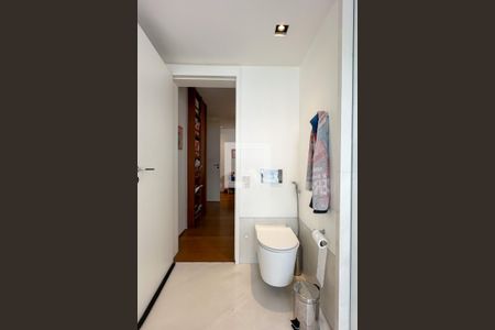 Banheiro Social de apartamento à venda com 3 quartos, 174m² em Ipanema, Rio de Janeiro