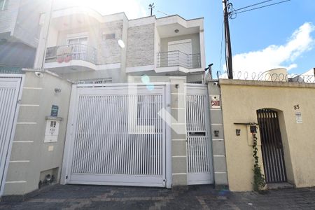 Fachada de casa à venda com 4 quartos, 300m² em Vila Assunção, Santo André