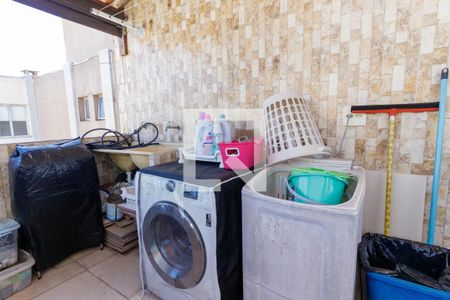 Área de Serviço de apartamento à venda com 4 quartos, 145m² em Parque Tomas Saraiva, São Paulo