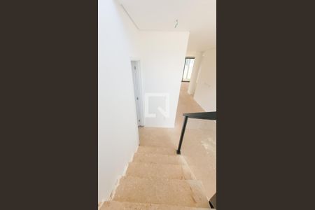 Escada de casa de condomínio à venda com 3 quartos, 220m² em Loteamento Alphaville Campinas, Campinas