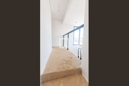 Escada de casa de condomínio à venda com 3 quartos, 220m² em Loteamento Alphaville Campinas, Campinas