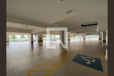 Garagem de apartamento para alugar com 2 quartos, 114m² em Maracanã, Praia Grande