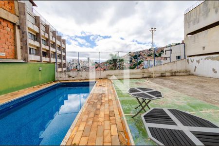 Área externa de casa à venda com 4 quartos, 700m² em Santa Lúcia, Belo Horizonte