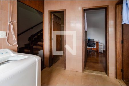 Área de serviço de casa à venda com 4 quartos, 700m² em Santa Lúcia, Belo Horizonte