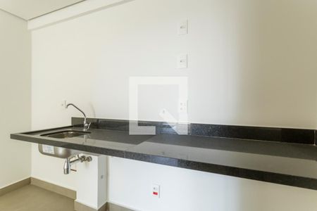Cozinha de apartamento para alugar com 1 quarto, 53m² em Indianópolis, São Paulo