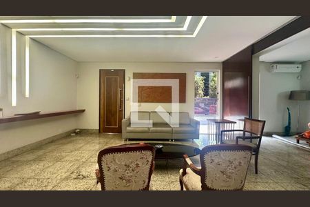 Sala de casa à venda com 3 quartos, 287m² em Serra, Belo Horizonte