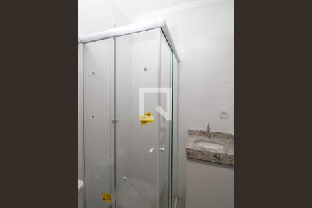 Banheiro de apartamento para alugar com 1 quarto, 28m² em Vila Medeiros, São Paulo