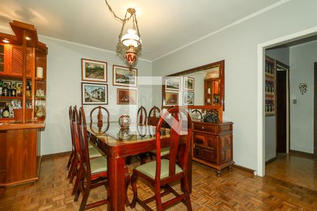 Sala de casa à venda com 3 quartos, 226m² em Jardim Sabará, Porto Alegre